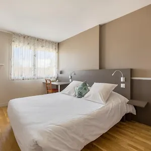 3* Hotel Newport